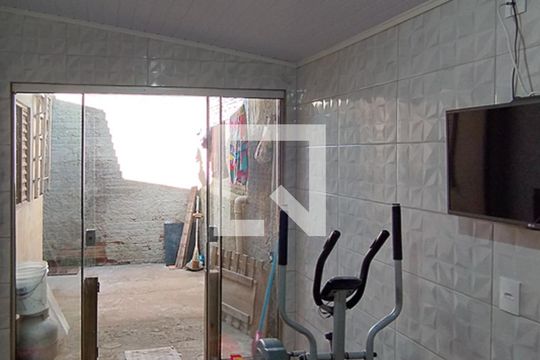 Área de Serviço de casa para alugar com 2 quartos, 58m² em Scharlau, São Leopoldo