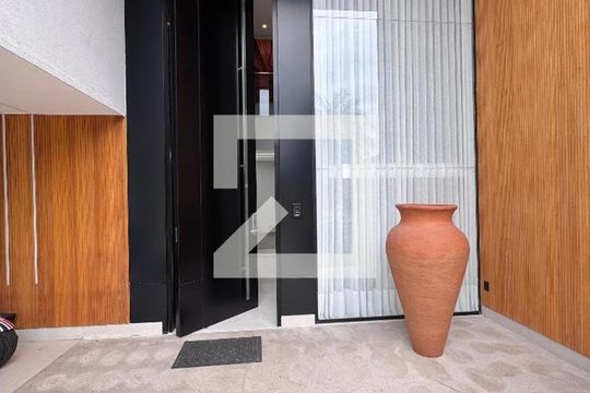 Área externa de casa à venda com 5 quartos, 850m² em Barra da Tijuca, Rio de Janeiro
