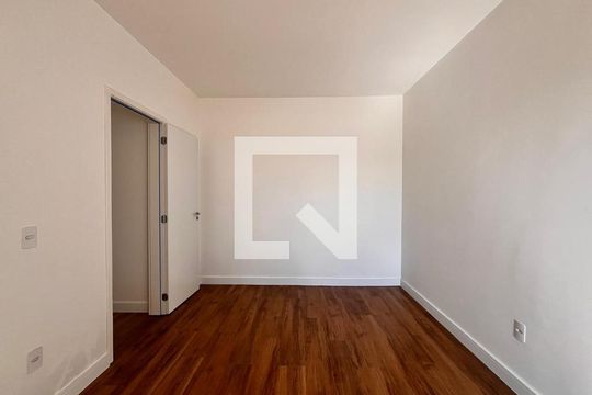 Suíte de apartamento à venda com 2 quartos, 65m² em Vila Industrial (campinas), Campinas