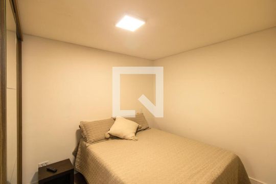 Quarto Suite de casa para alugar com 1 quarto, 33m² em Orleans, Curitiba