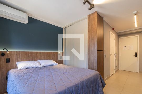 Quarto de kitnet/studio à venda com 1 quarto, 27m² em Moema, São Paulo