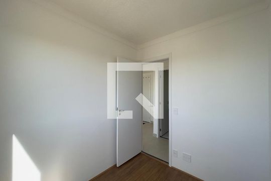 Quarto 1 de apartamento para alugar com 2 quartos, 32m² em Engenheiro Goulart, São Paulo