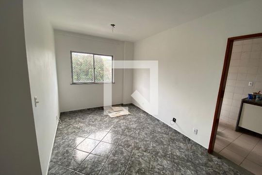 Sala de apartamento à venda com 2 quartos, 70m² em Tanque, Rio de Janeiro