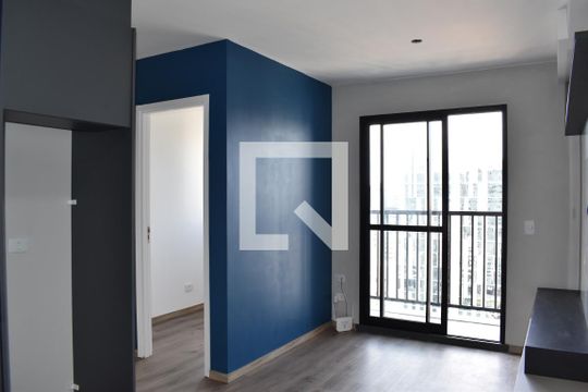Sala/Cozinha de kitnet/studio à venda com 2 quartos, 34m² em Centro, Curitiba