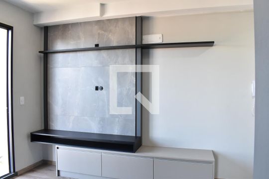 Sala/Cozinha de kitnet/studio à venda com 2 quartos, 34m² em Centro, Curitiba