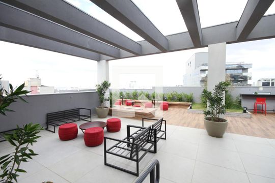 Área comum de kitnet/studio para alugar com 1 quarto, 27m² em Liberdade, São Paulo