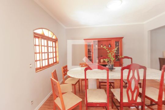 Sala de casa de condomínio à venda com 3 quartos, 130m² em Recanto Quarto Centenario, Jundiaí
