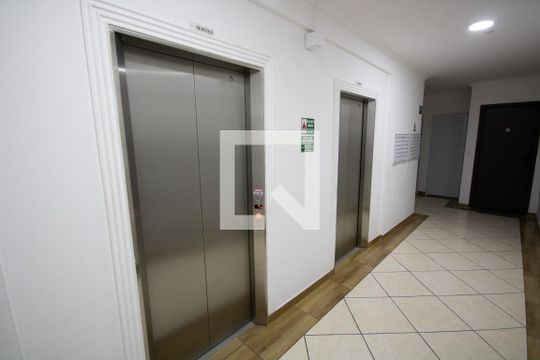 Corredor de apartamento para alugar com 1 quarto, 72m² em Vila Assuncao, Praia Grande