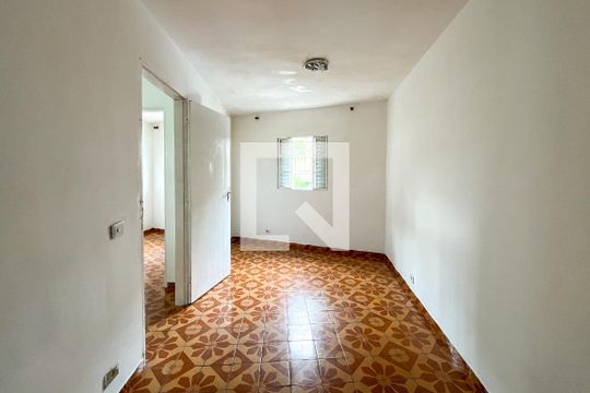 Quarto 2 de casa para alugar com 2 quartos, 62m² em Vila Penteado, São Paulo