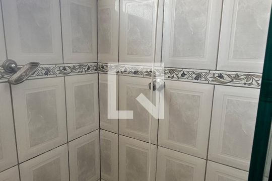 Banheiro de apartamento à venda com 2 quartos, 68m² em Vila Andrade Neves, Campinas