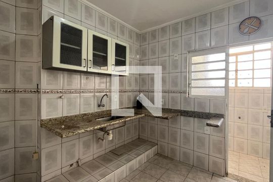 Cozinha de apartamento à venda com 2 quartos, 68m² em Vila Andrade Neves, Campinas