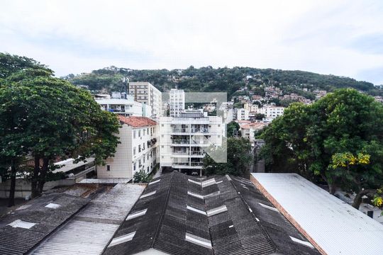Sala de apartamento à venda com 2 quartos, 60m² em Vila Isabel, Rio de Janeiro