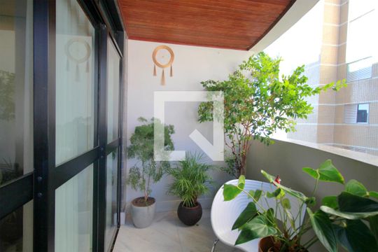 Varanda da Sala de apartamento à venda com 4 quartos, 140m² em Carmo, Belo Horizonte