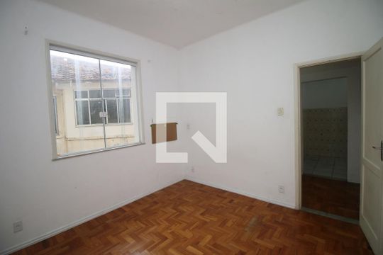 Quarto 1 de apartamento para alugar com 2 quartos, 70m² em Bonsucesso, Rio de Janeiro