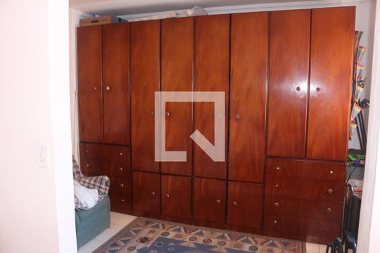 Quarto 1 de apartamento à venda com 2 quartos, 62m² em Vila Palmares, São Caetano do Sul
