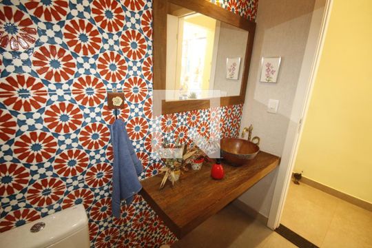 Lavabo de casa de condomínio à venda com 4 quartos, 961m² em Jardim Petropolis, Nova Lima
