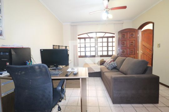Casa 01 - Sala de casa à venda com 2 quartos, 177m² em Jardim Progresso, Santo André