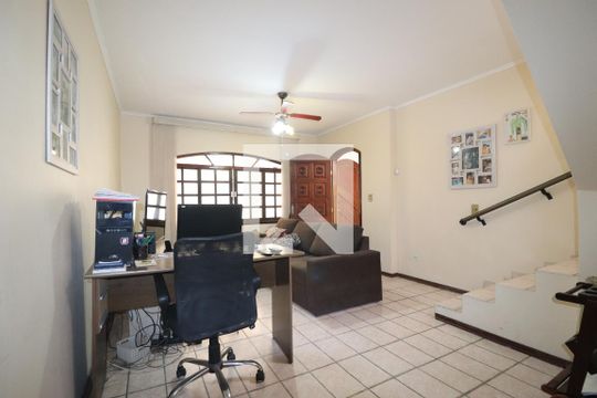 Casa 01 - Sala de casa à venda com 2 quartos, 177m² em Jardim Progresso, Santo André