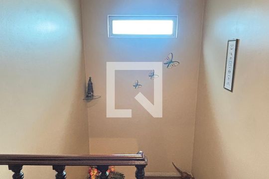 Hall Dormitorios de casa para alugar com 4 quartos, 209m² em Parque Erasmo Assunção, Santo André
