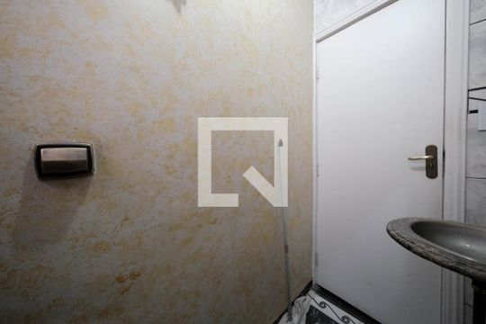Lavabo de casa à venda com 4 quartos, 250m² em Vila Rio Branco, São Paulo