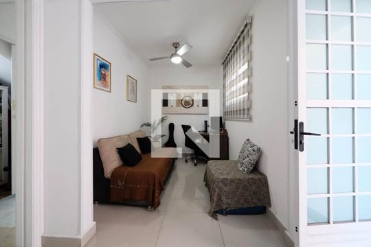 Escritório de casa à venda com 4 quartos, 250m² em Vila Rio Branco, São Paulo