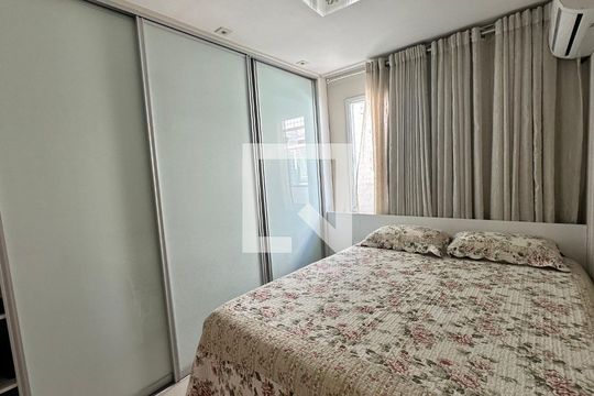 Suíte de apartamento à venda com 3 quartos, 181m² em Recreio dos Bandeirantes, Rio de Janeiro