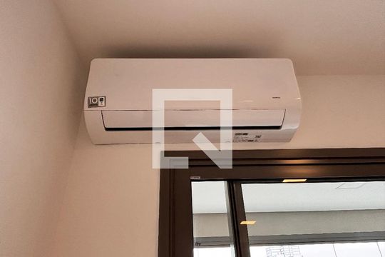 Sala/Cozinha de apartamento para alugar com 1 quarto, 42m² em Planalto Paulista, São Paulo