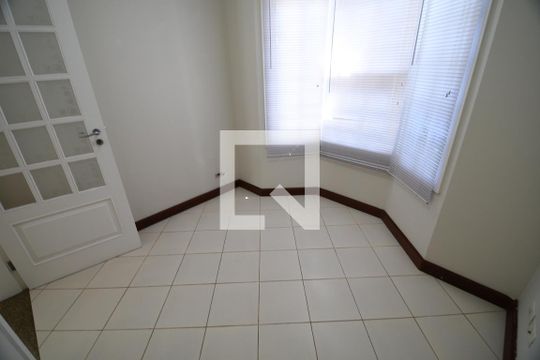 Escritório 1 de casa à venda com 3 quartos, 270m² em Bosque de Barão Geraldo, Campinas