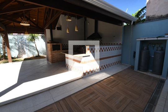 Área Externa de casa à venda com 3 quartos, 270m² em Bosque de Barão Geraldo, Campinas