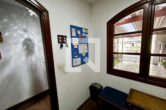 Escritório de casa para alugar com 6 quartos, 500m² em Gopouva, Guarulhos