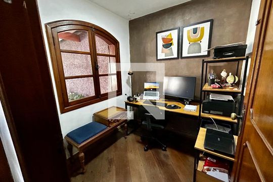 Escritório de casa para alugar com 6 quartos, 500m² em Gopouva, Guarulhos