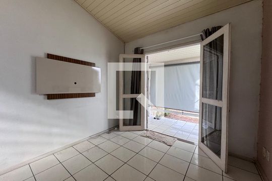 Sala de casa à venda com 4 quartos, 210m² em Scharlau, São Leopoldo