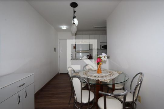 Sala de apartamento para alugar com 2 quartos, 50m² em Vila Antonieta, São Paulo