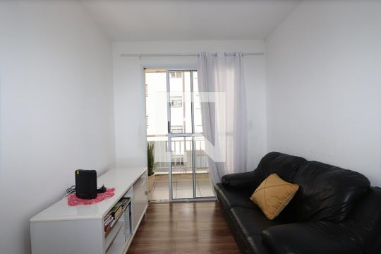 Sala de apartamento para alugar com 2 quartos, 50m² em Vila Antonieta, São Paulo