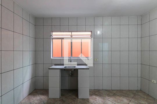 Kitnet de kitnet/studio para alugar com 1 quarto, 38m² em Jardim Paraguacu, São Paulo
