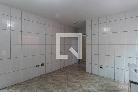 Kitnet de kitnet/studio para alugar com 1 quarto, 38m² em Jardim Paraguacu, São Paulo