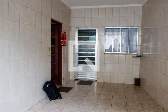 Garagem de casa à venda com 3 quartos, 80m² em Pestana, Osasco