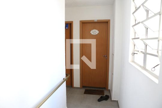 Lockbox Instalado de apartamento para alugar com 2 quartos, 46m² em Califórnia, Contagem