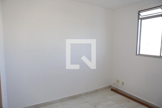 Quarto 1 de apartamento para alugar com 2 quartos, 46m² em Califórnia, Contagem
