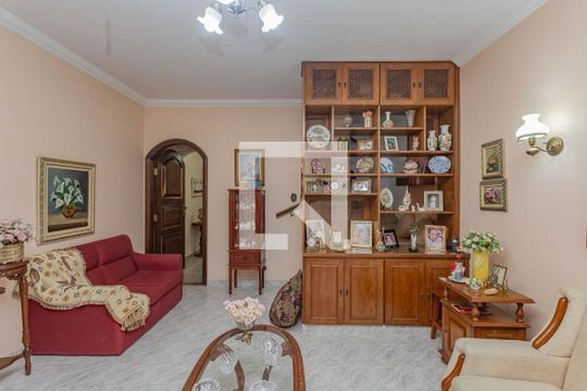 Sala de casa à venda com 2 quartos, 117m² em Vila Gumercindo, São Paulo