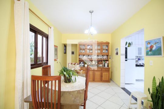 Sala de casa à venda com 6 quartos, 270m² em Vila Andrade, São Paulo