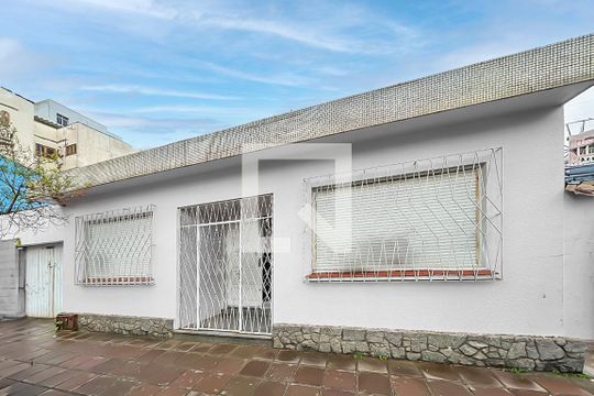 Fachada de casa para alugar com 2 quartos, 58m² em Centro, São Leopoldo