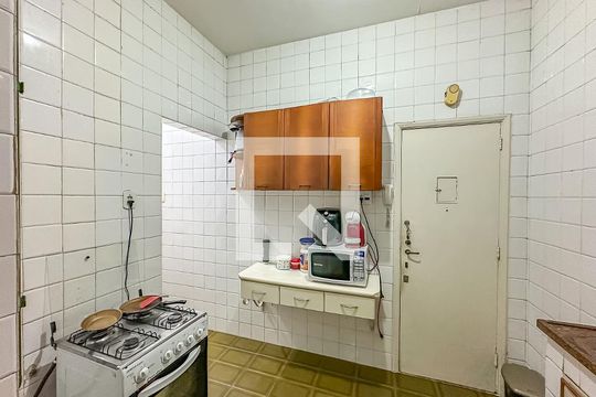 Cozinha de apartamento para alugar com 2 quartos, 120m² em Flamengo, Rio de Janeiro