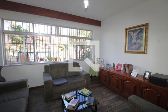 Sala de casa à venda com 7 quartos, 347m² em Méier, Rio de Janeiro