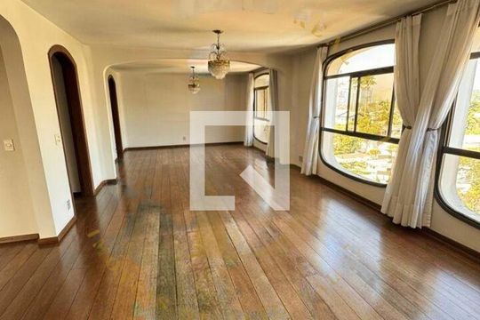 Apartamento para alugar com 3 quartos, 230m² em Vila Morumbi, São Paulo