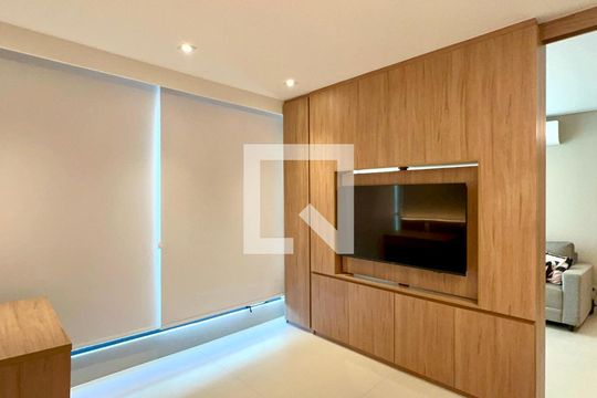 Quarto de kitnet/studio para alugar com 1 quarto, 37m² em Pinheiros, São Paulo