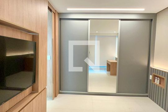 Quarto de kitnet/studio para alugar com 1 quarto, 37m² em Pinheiros, São Paulo