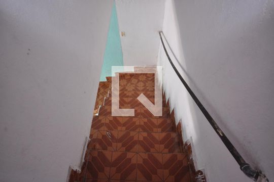 Escada de casa à venda com 3 quartos, 105m² em Jardim Brasil, São Paulo