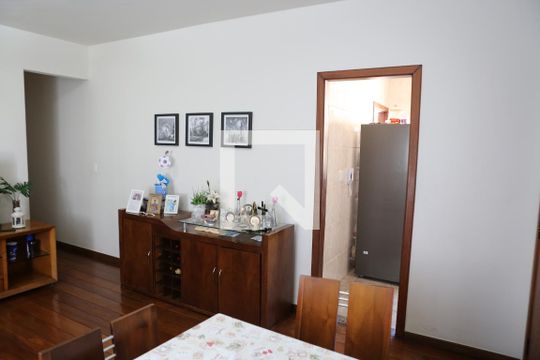 Sala de apartamento à venda com 3 quartos, 86m² em Santa Cruz Industrial, Contagem