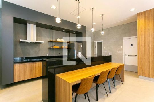 Área comum de kitnet/studio para alugar com 1 quarto, 27m² em Vila Matilde, São Paulo